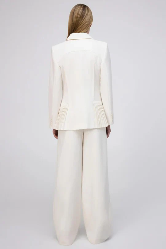 Blazer Izzie - Image 3