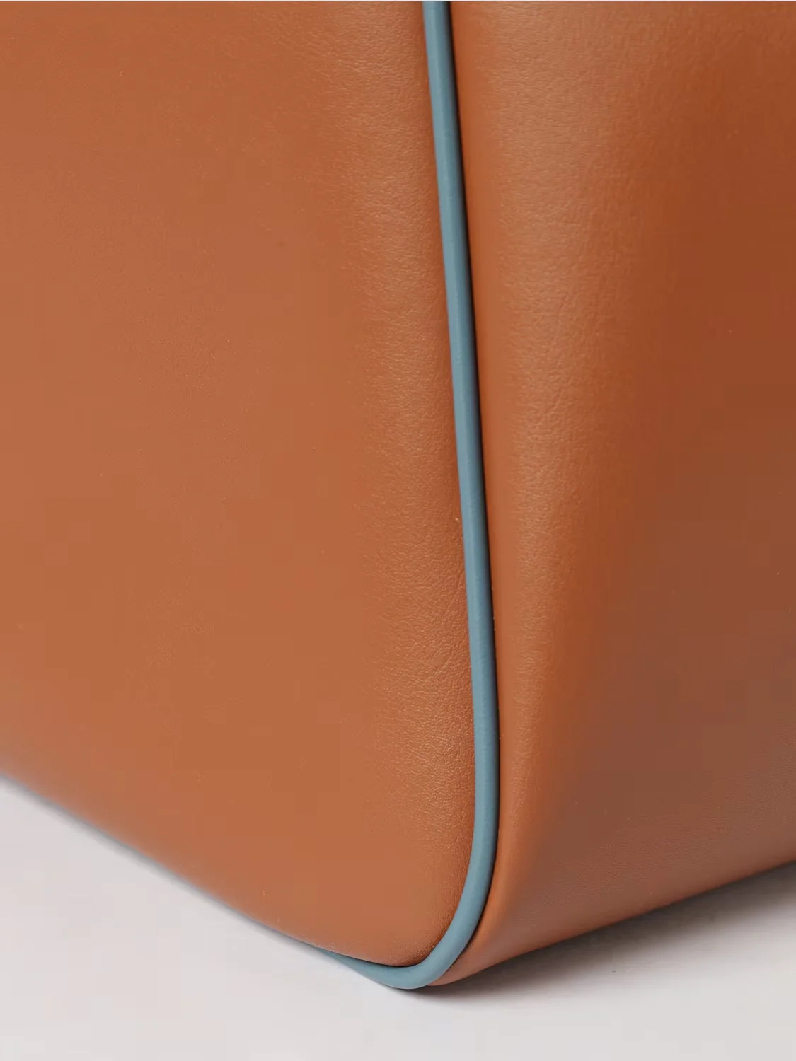 Bolso Logo Tote Brandy - Image 4