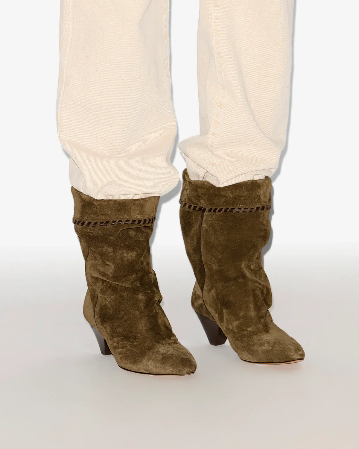 Bota Dalby - Image 5