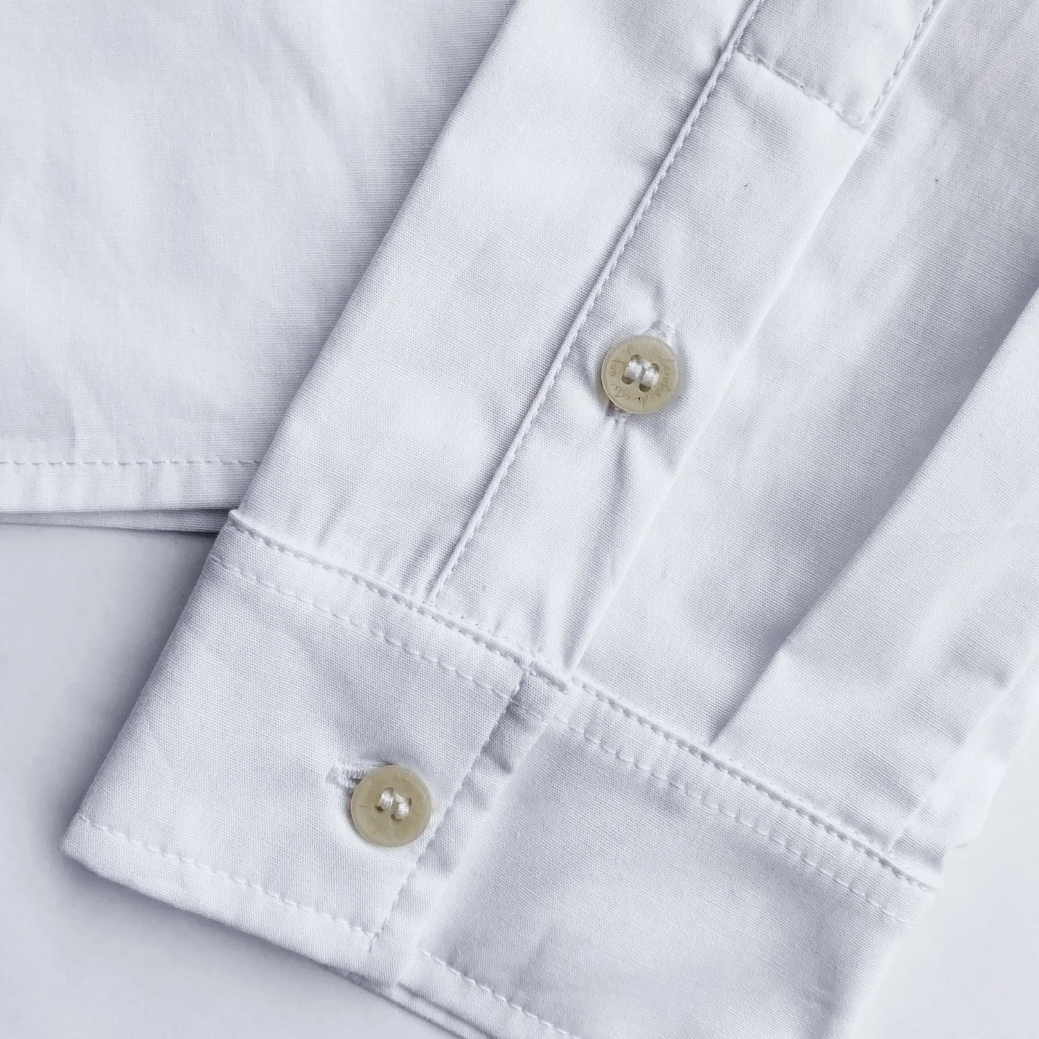 Camisa Cuadrivium - Image 3