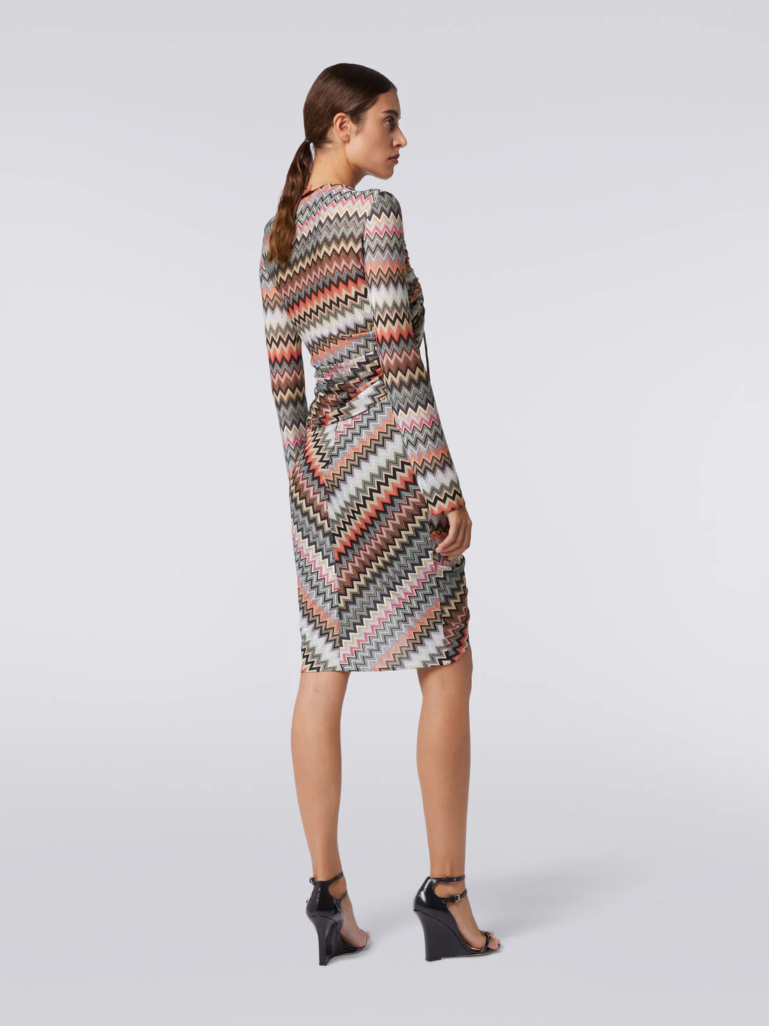 Top Zigzag Con Adornos Y Detalle Cut-Out - Image 3