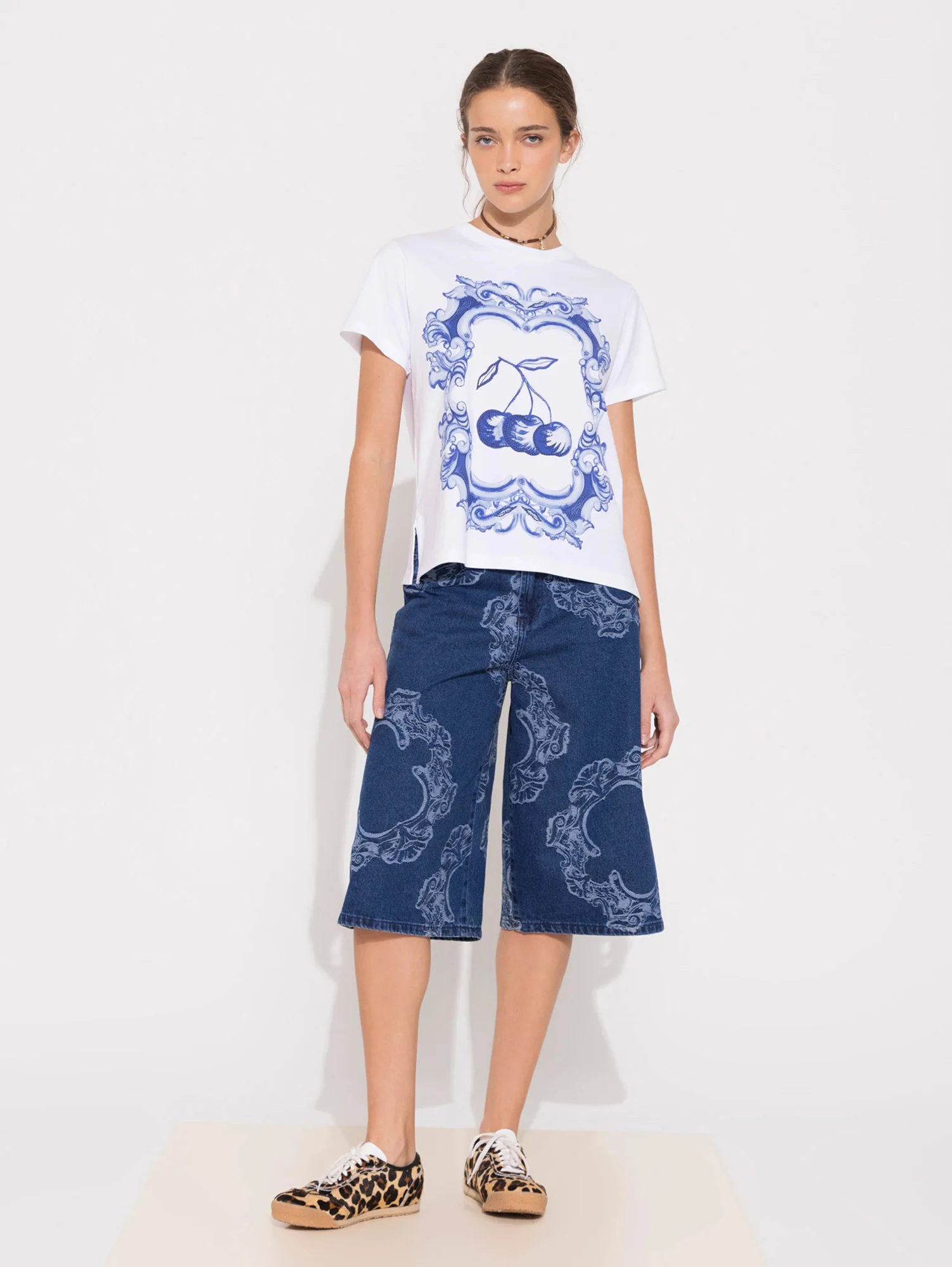 T-Shirt Apple - Image 2