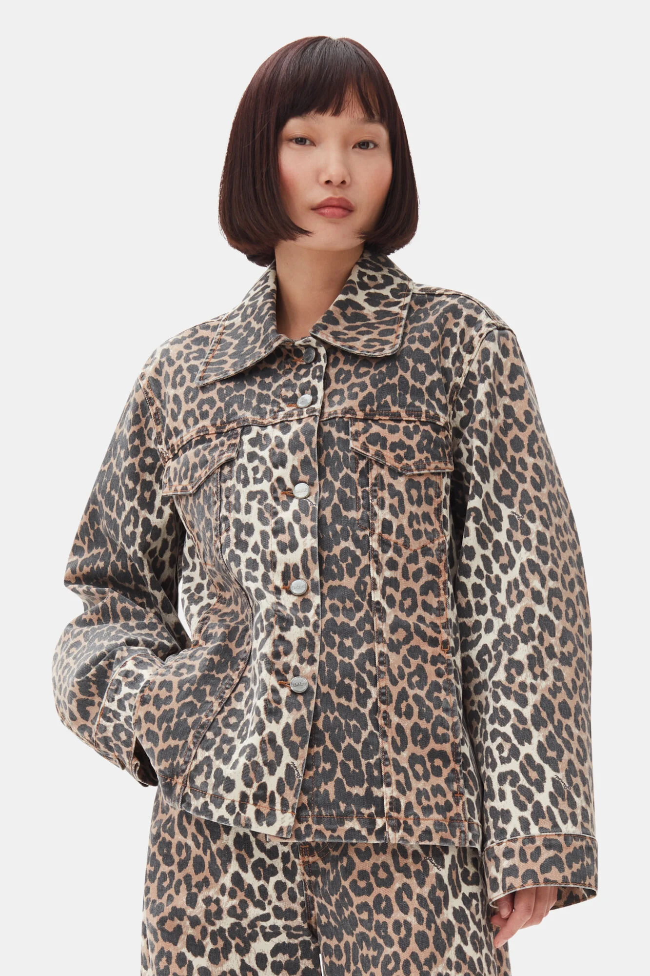Chaqueta Print Denim - Image 4