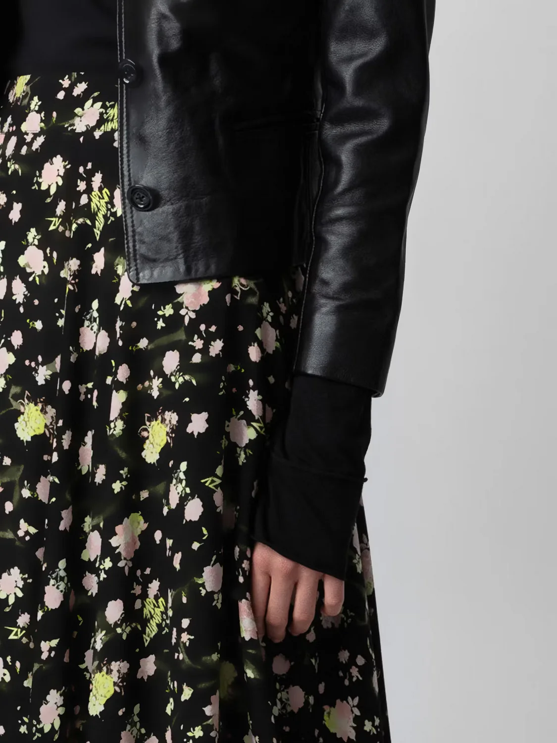 Midi Falda Crinkle Roses - Image 4