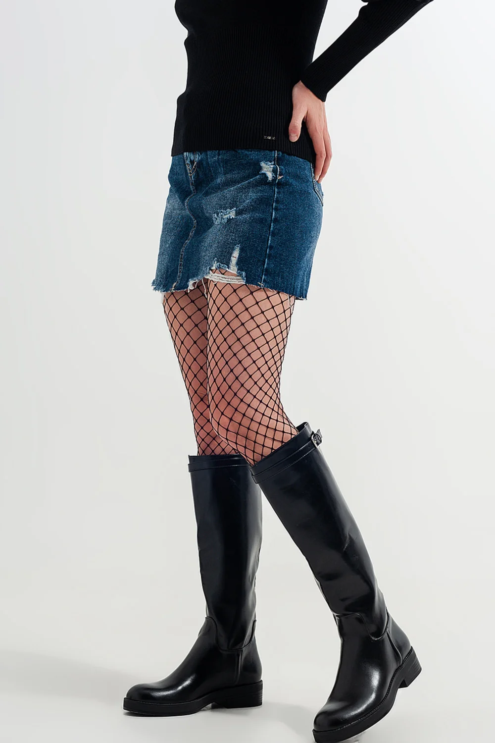 Mini Falda Denim Rasgado - Image 5