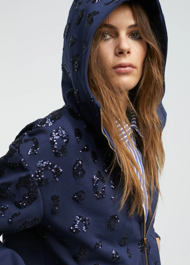 Hoodie Con  Sequinned Detail - Image 6