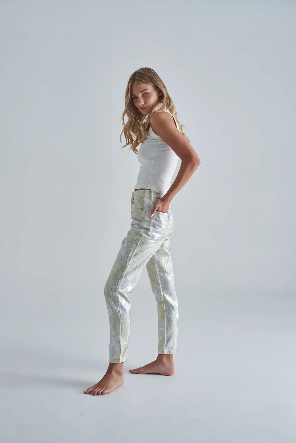 Jean Shiny Mom - Image 2