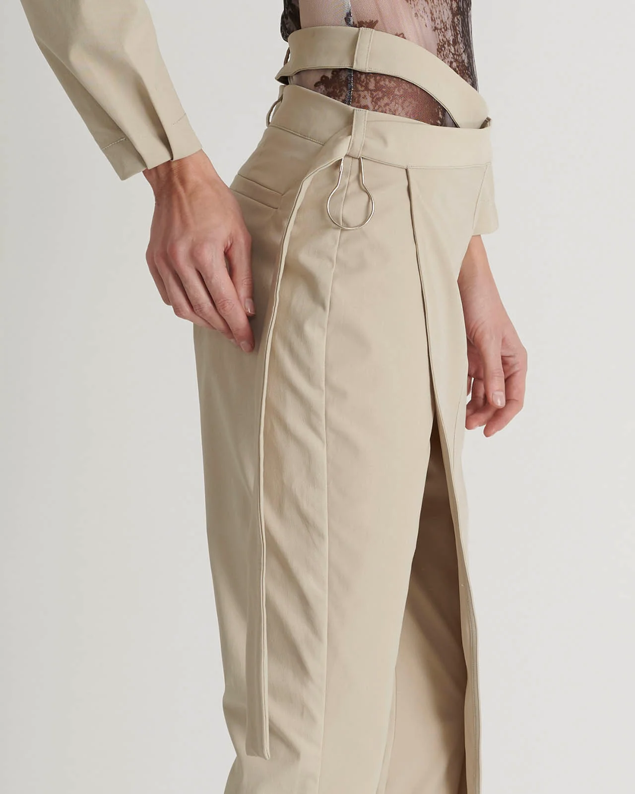 Pantalón Cut - Image 4