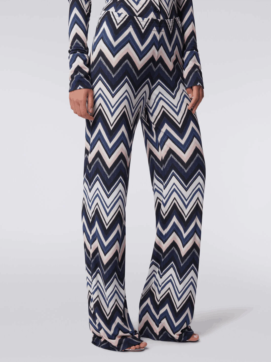 Pantalón De Viscosa Con Estampado Zigzag - Image 4