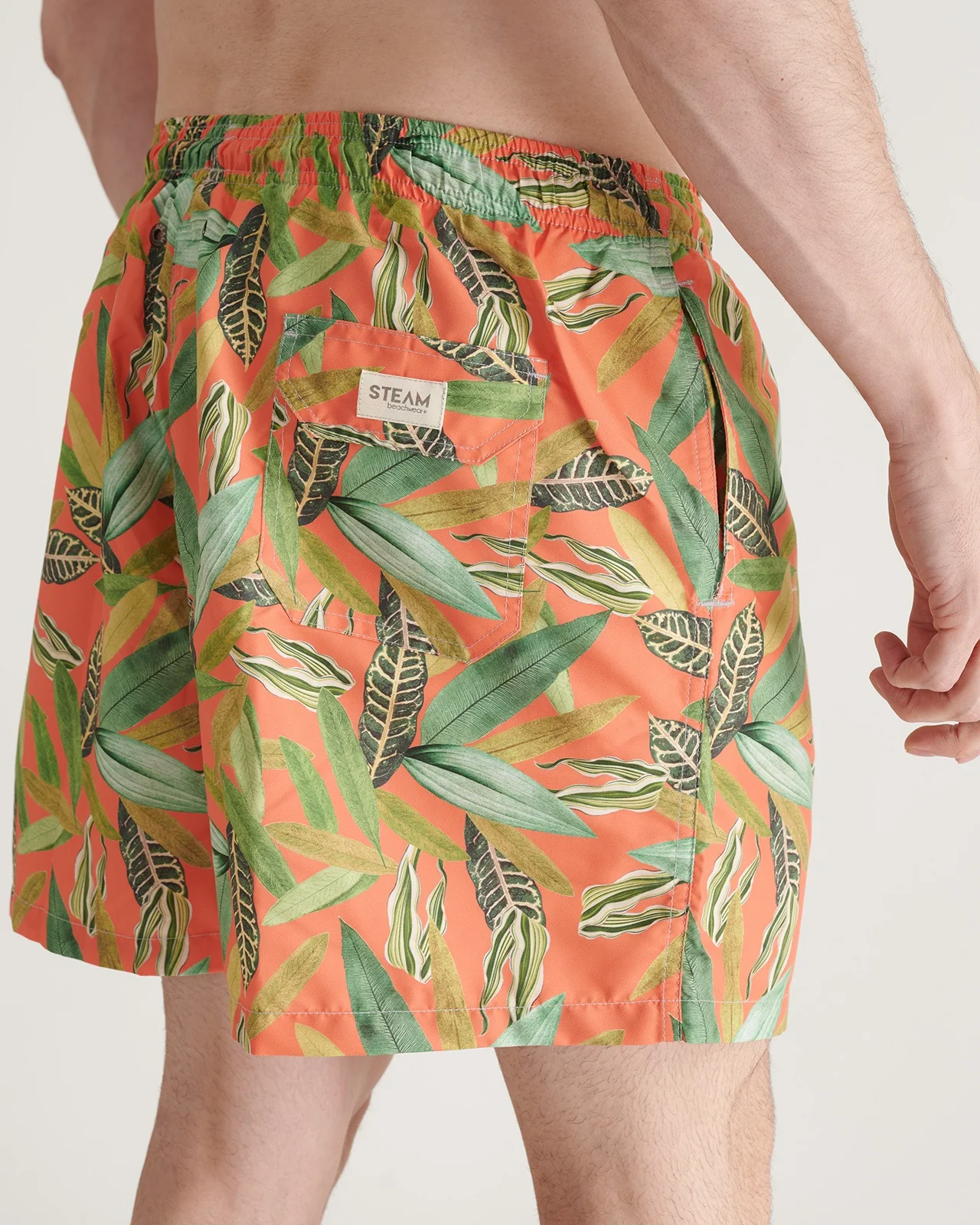 Pantaloneta Larga Leaf - Image 5
