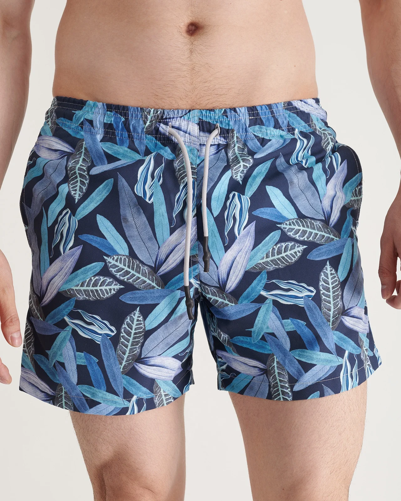 Pantaloneta Larga Leaf - Image 4