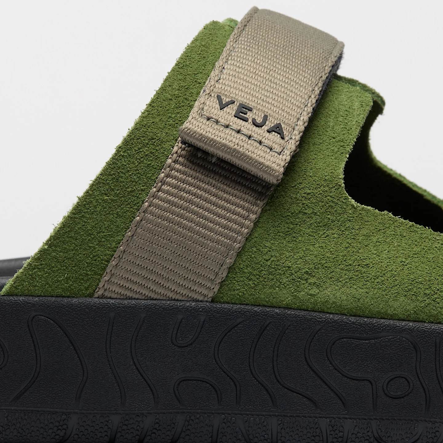 Sandalia Veja De Hombre Arpoador Suede - Image 3