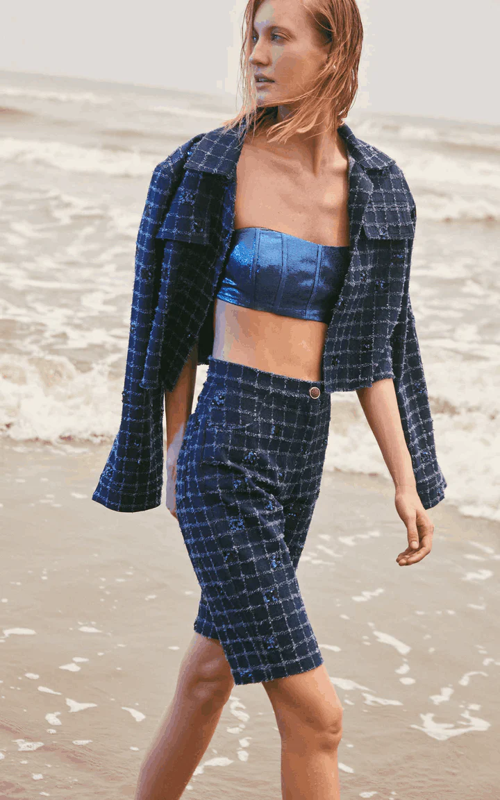 Short Tess - Image 2