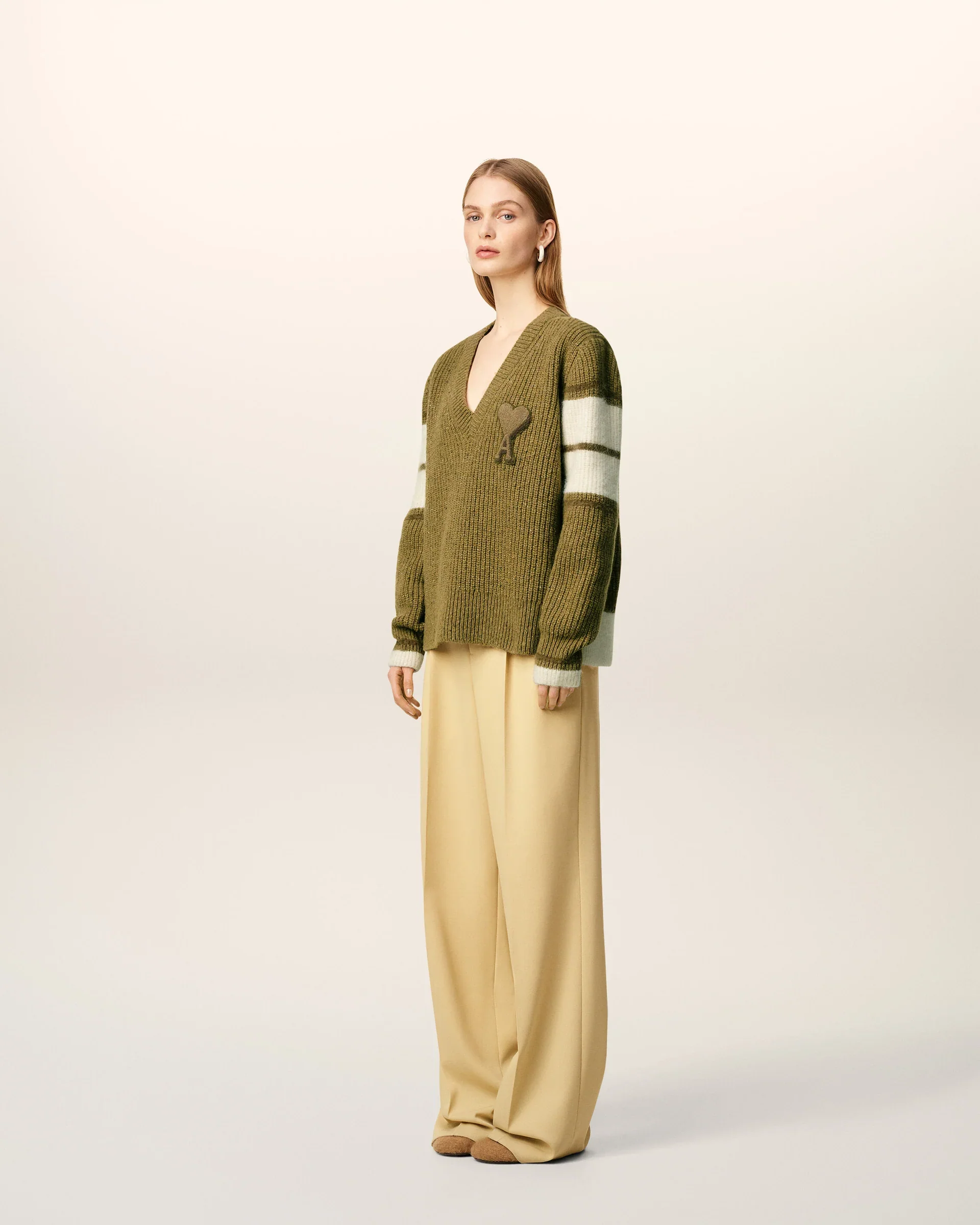Sweater College Unisex - Image 3