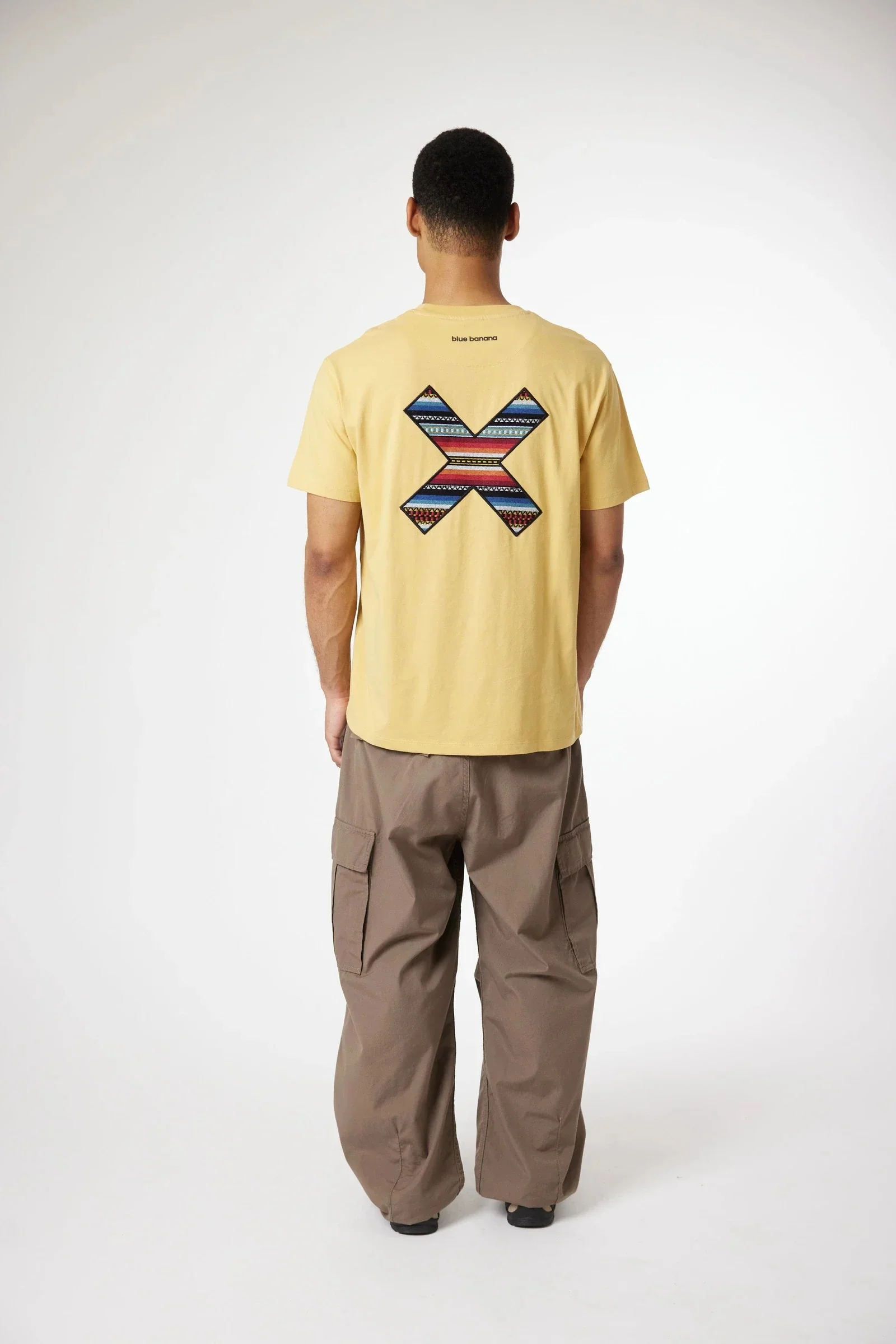 T-Shirt Classic Yellow - Image 4