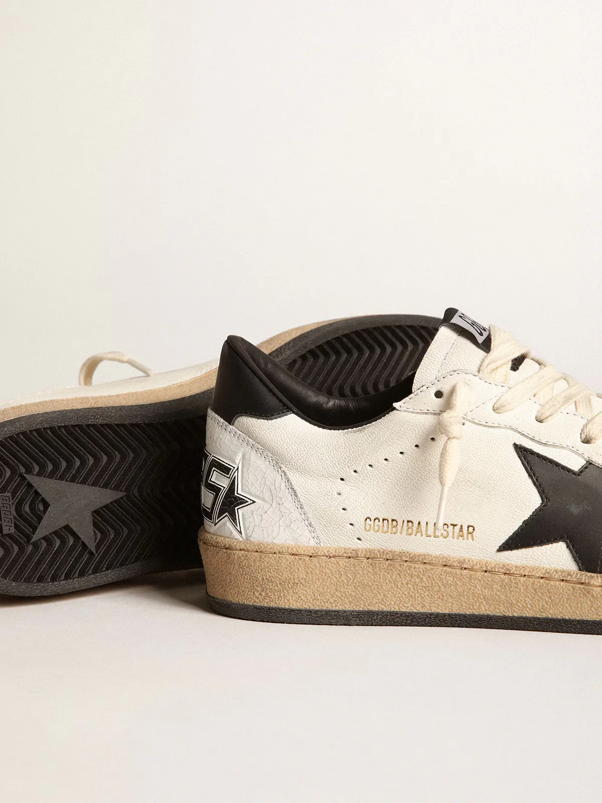 Zapatillas Golden Goose Mujer Ballstar Nappa - Image 2