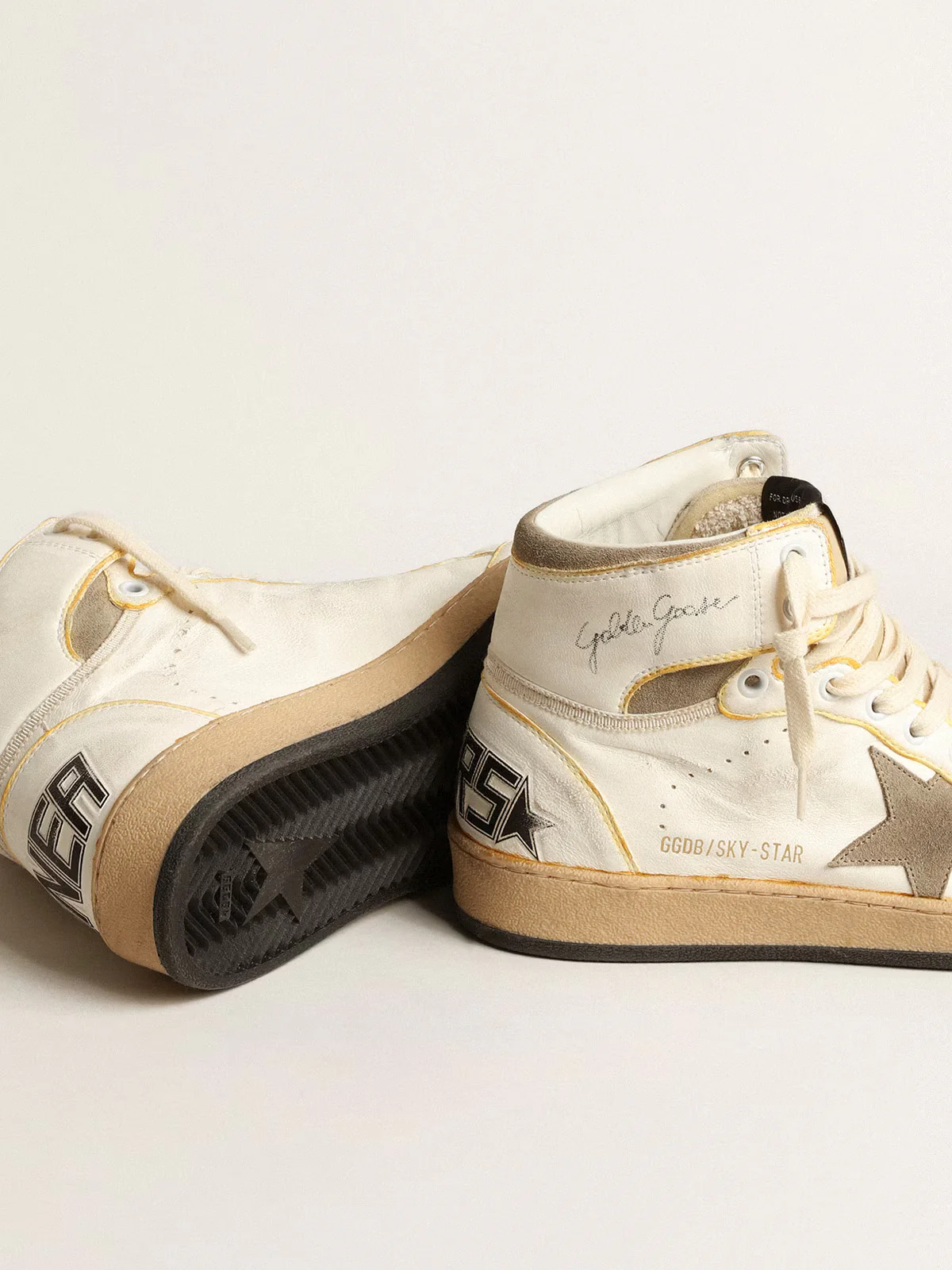 Zapatillas Golden Goose Sky Star Nappa Upper Suede Hombre - Image 4