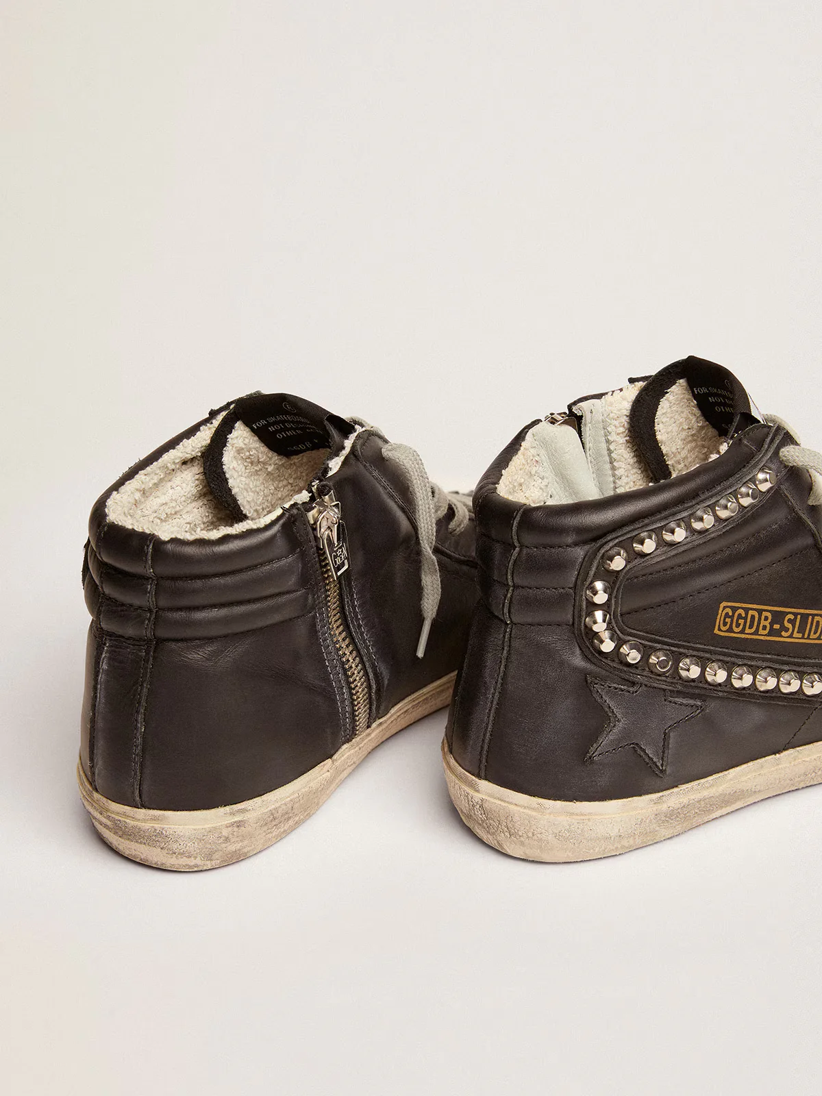 Zapatillas Golden Goose Slide Leather Upper Star List Wave Studs Mujer - Image 3