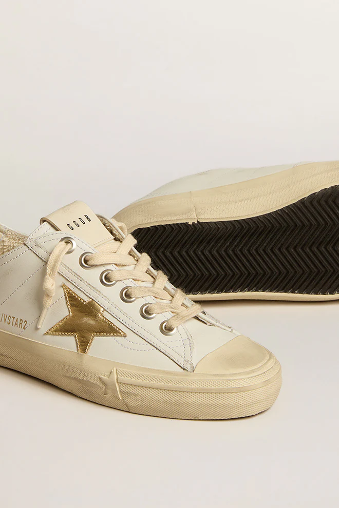 Zapatillas Golden Goose V-Star 2 Leather Upper Laminated Mujer - Image 4