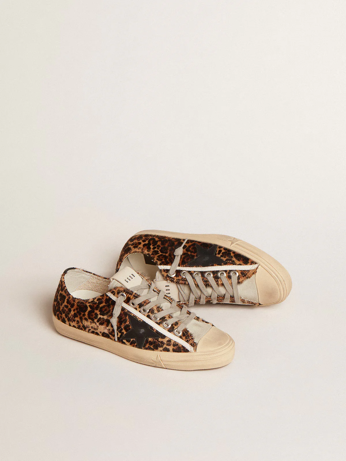 Zapatillas Golden Goose V-Star 2 Leopard Hrsy Rubr Leath Star List - Image 2
