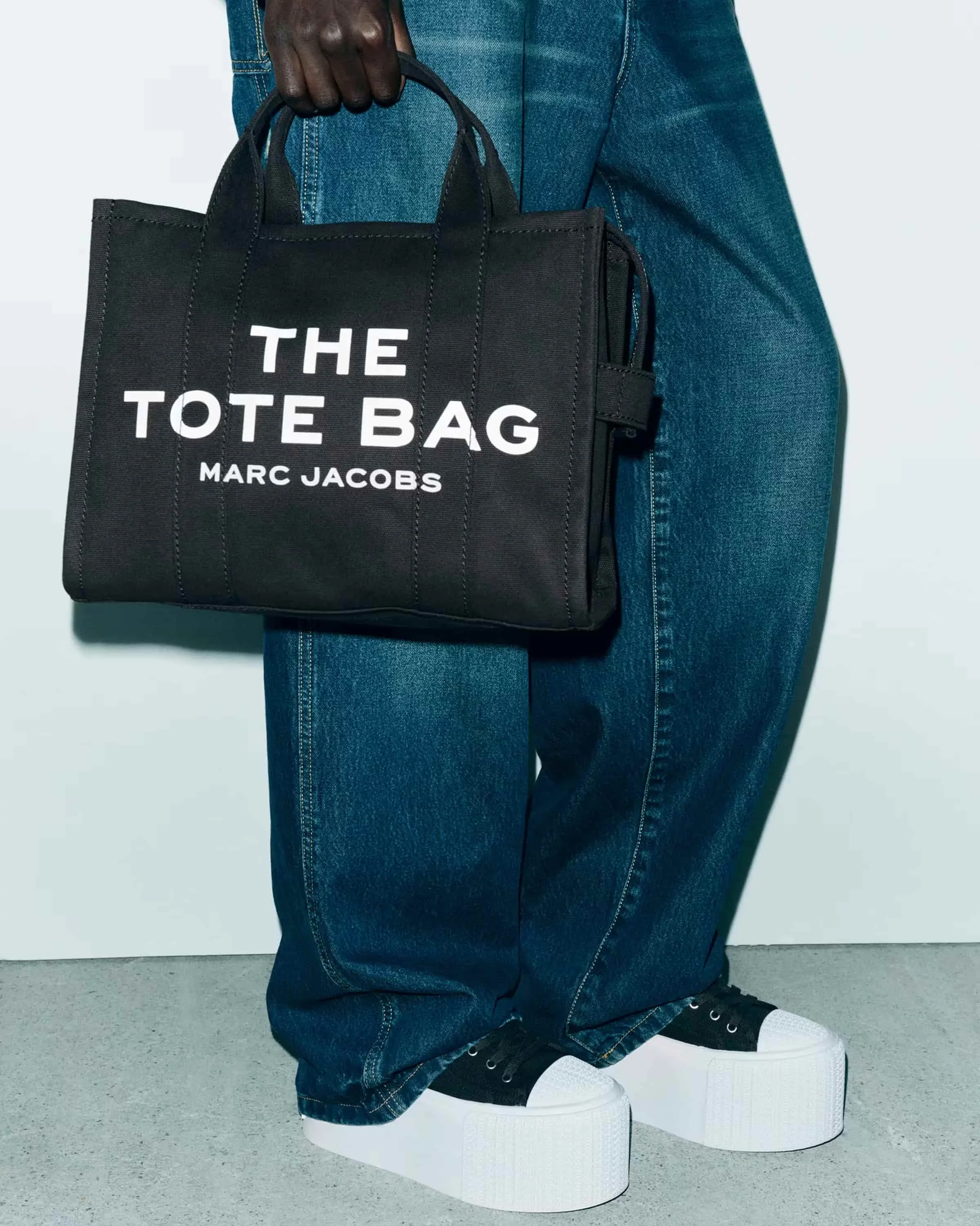 The Canvas Medium Tote Bag - Image 4
