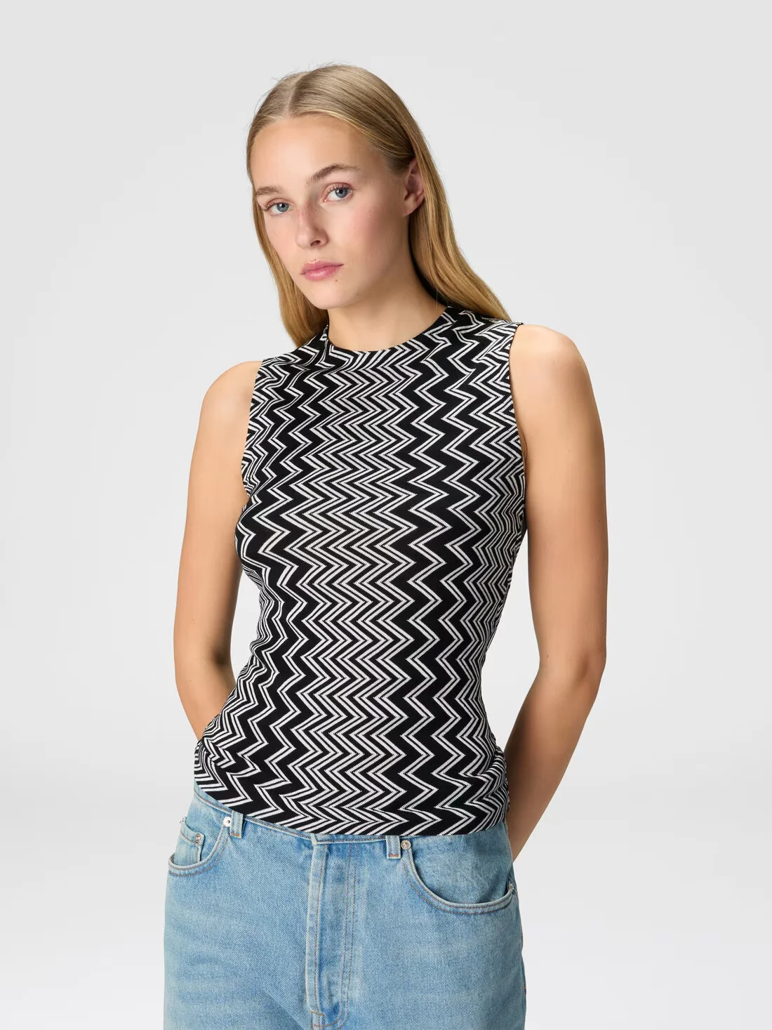 Tank Top - Image 4