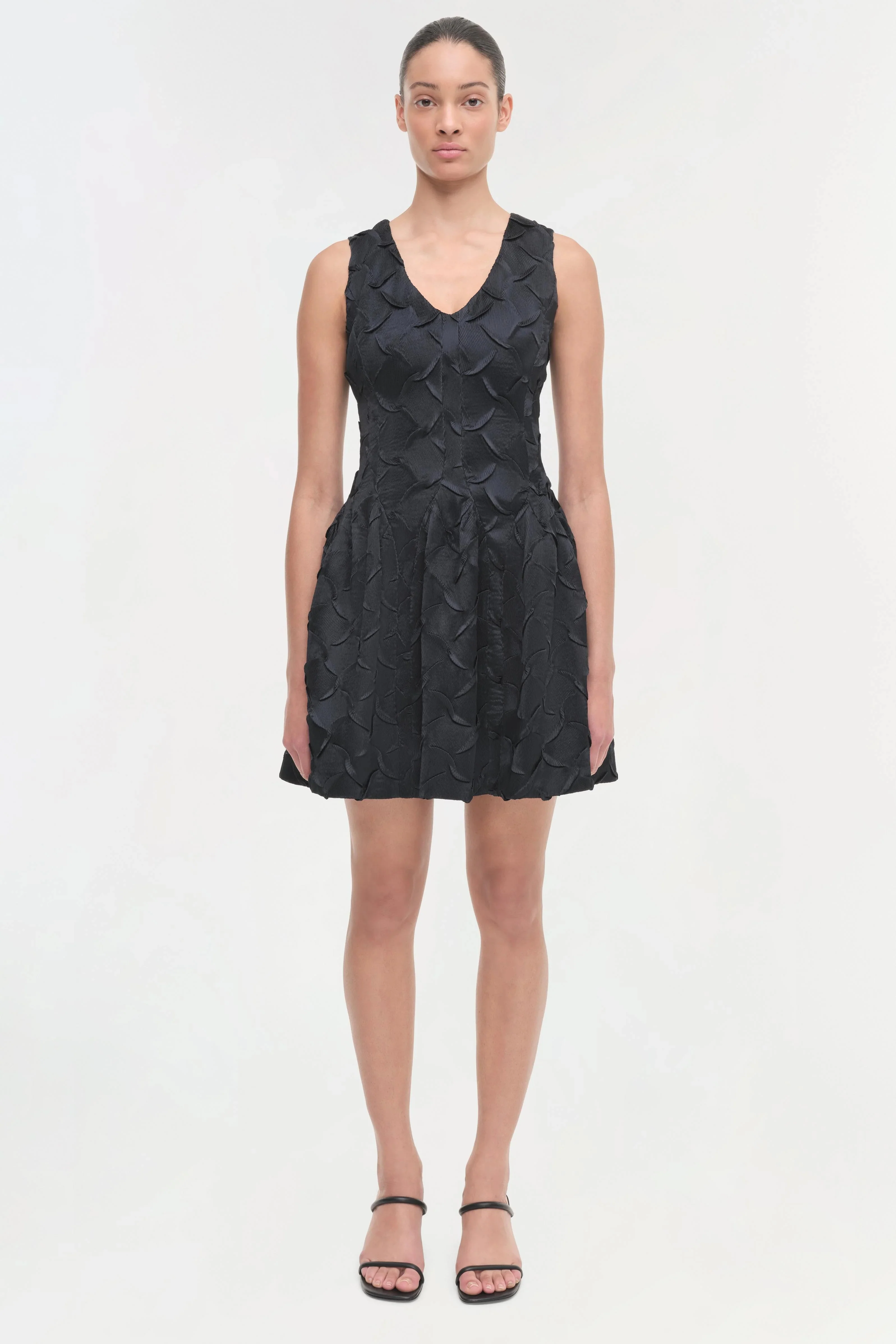 Mini Vestido Sabine - Image 2