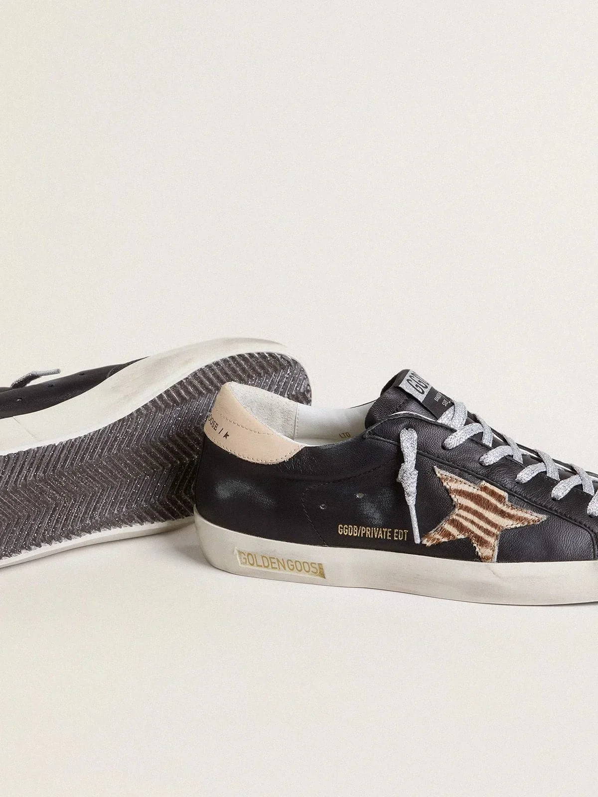 Zapatilla Golden Goose Super Star Zebra Horsy Mujer - Image 4