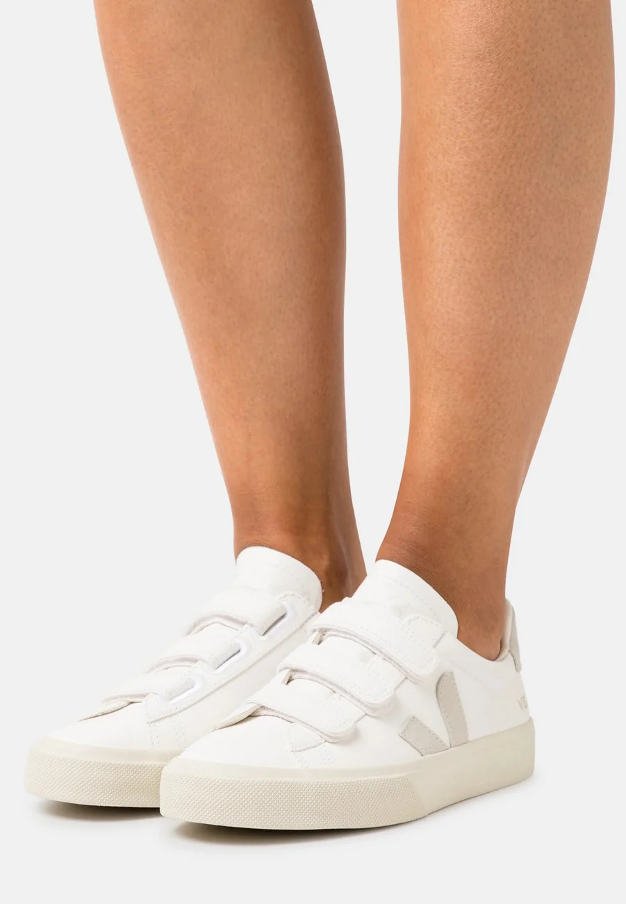 Zapatilla Veja Recife Logo Extra Mujer - Image 4