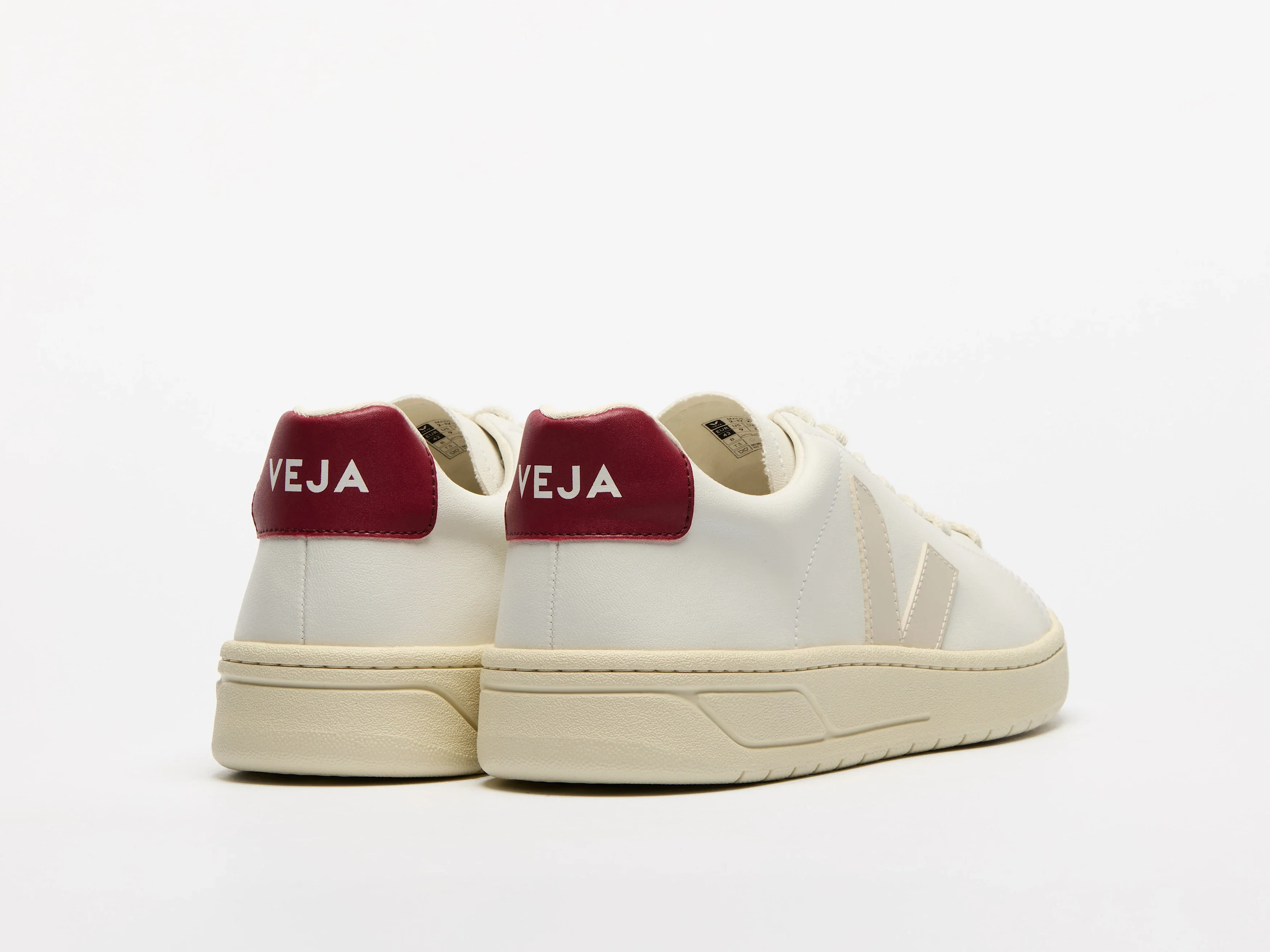 Zapatilla Veja de Hombre Urca Cwl - Image 3