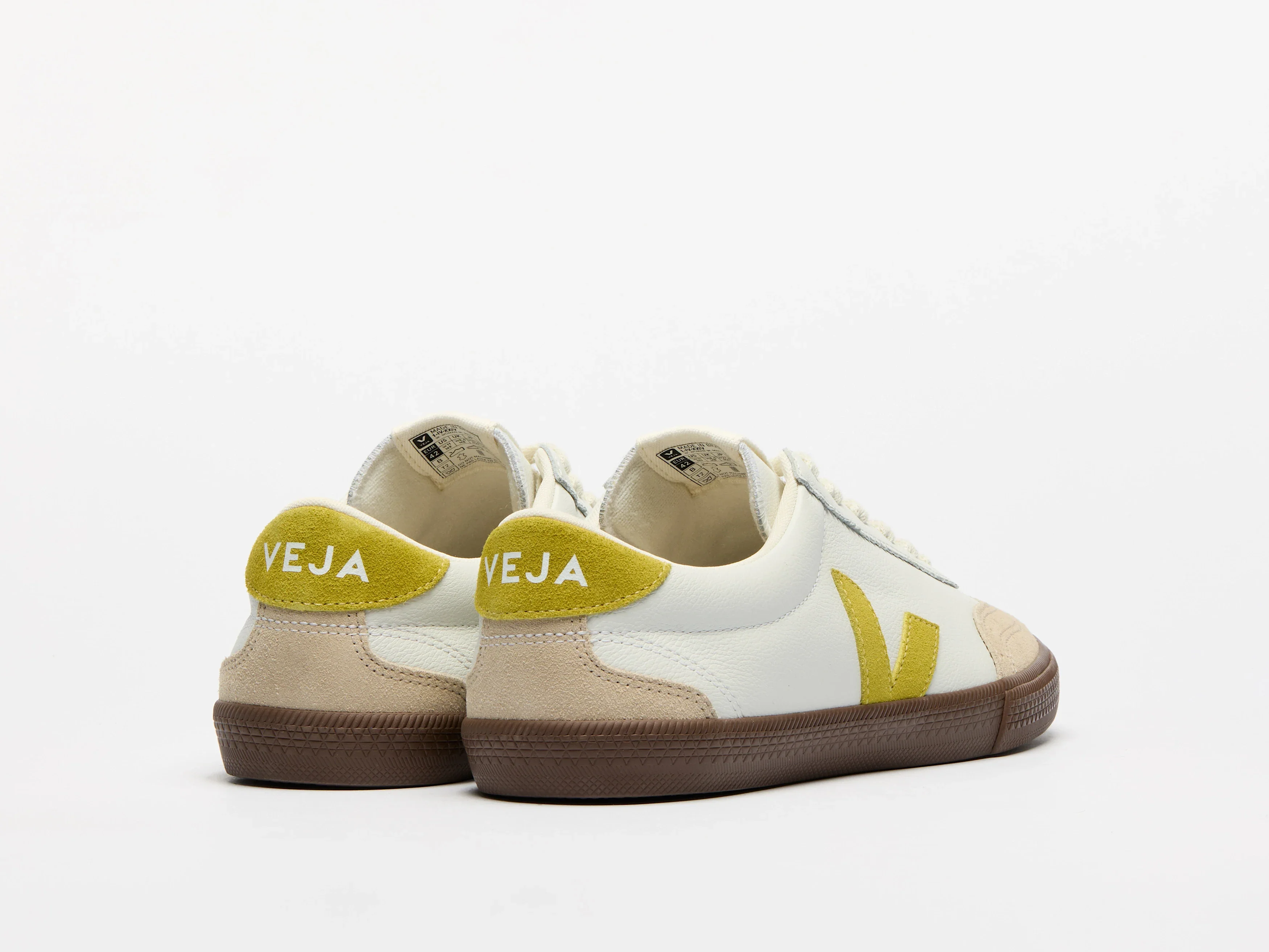 Zapatilla Veja de Hombre Volley leather white liquor bark - Image 3