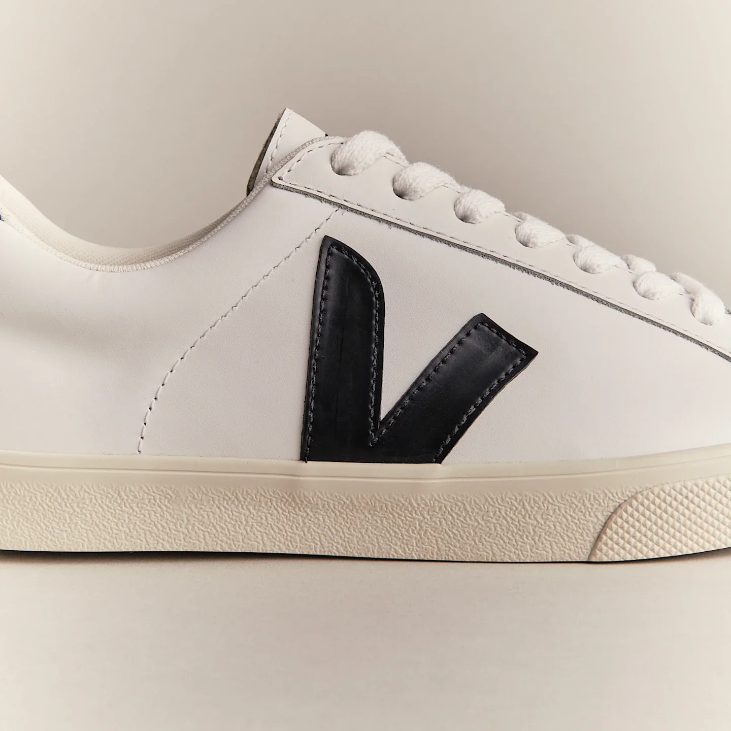 Zapatillas Veja De Hombre Esplar Leather White Black - Image 2