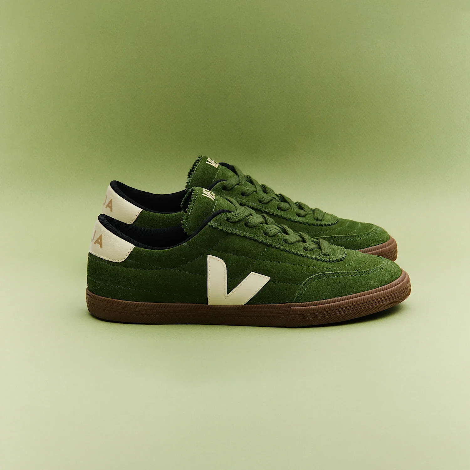 Zapatillas Veja De Hombre Panenka Suede - Image 4