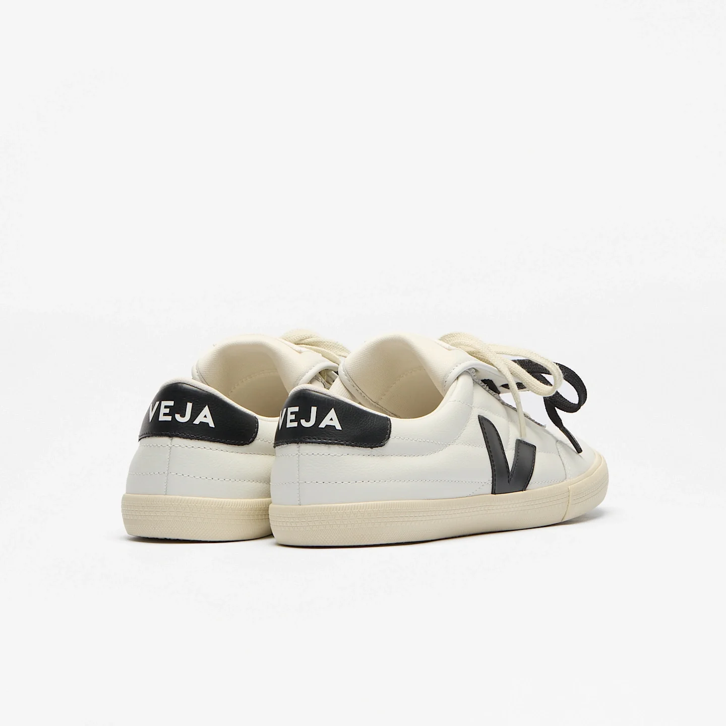 Zapatillas Veja De Hombre Panenka Veja X Magliano Leath - Image 4