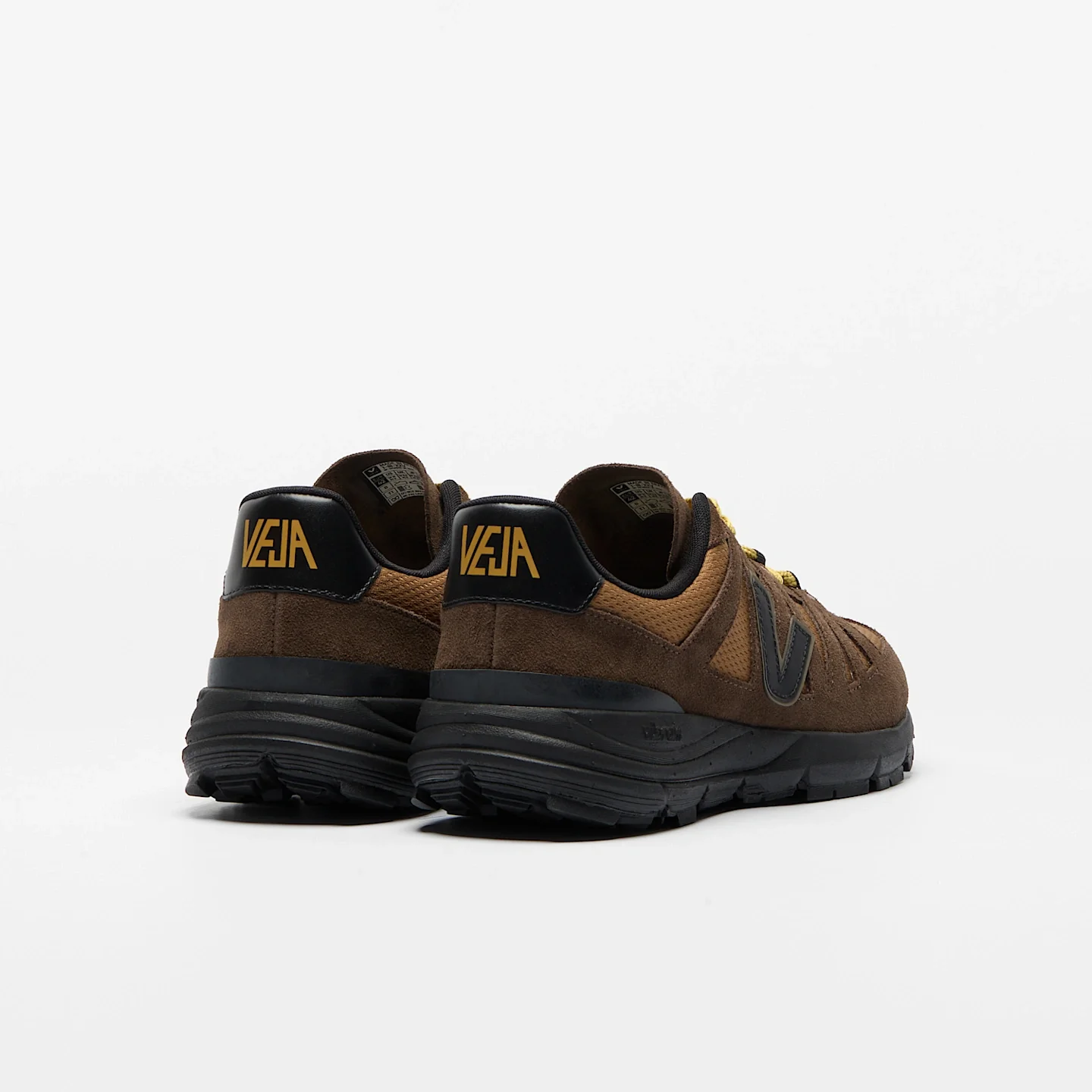 Zapatillas Veja De Hombre Salar Alveomesh - Image 3