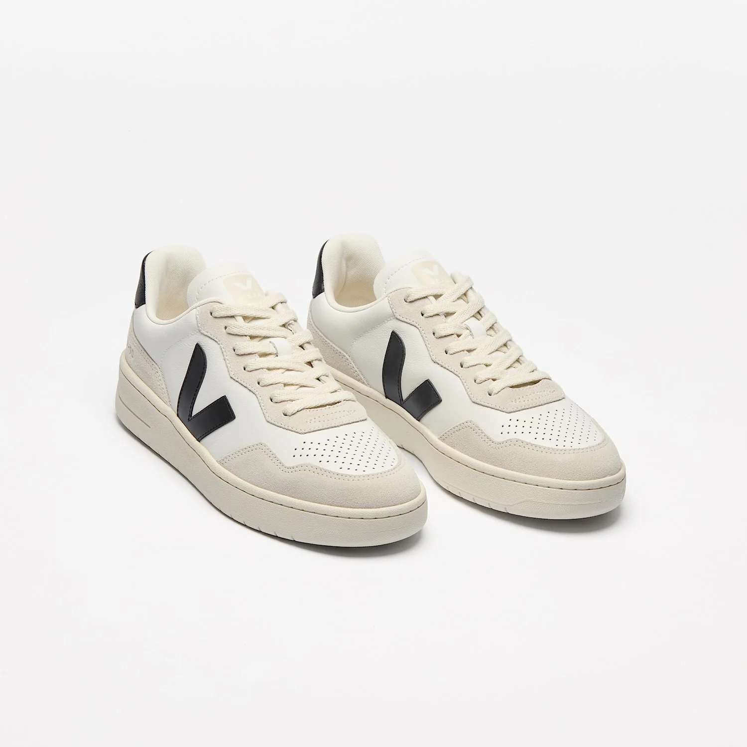 Zapatillas Veja De Hombre V-90 O.t. Leather - Image 2
