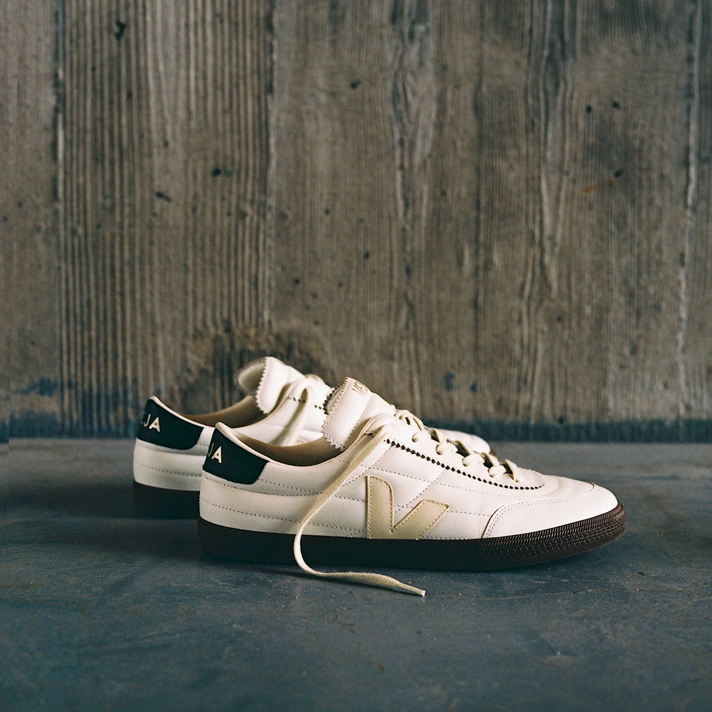 Zapatillas Veja De Mujer Panenka O.t. - Image 4