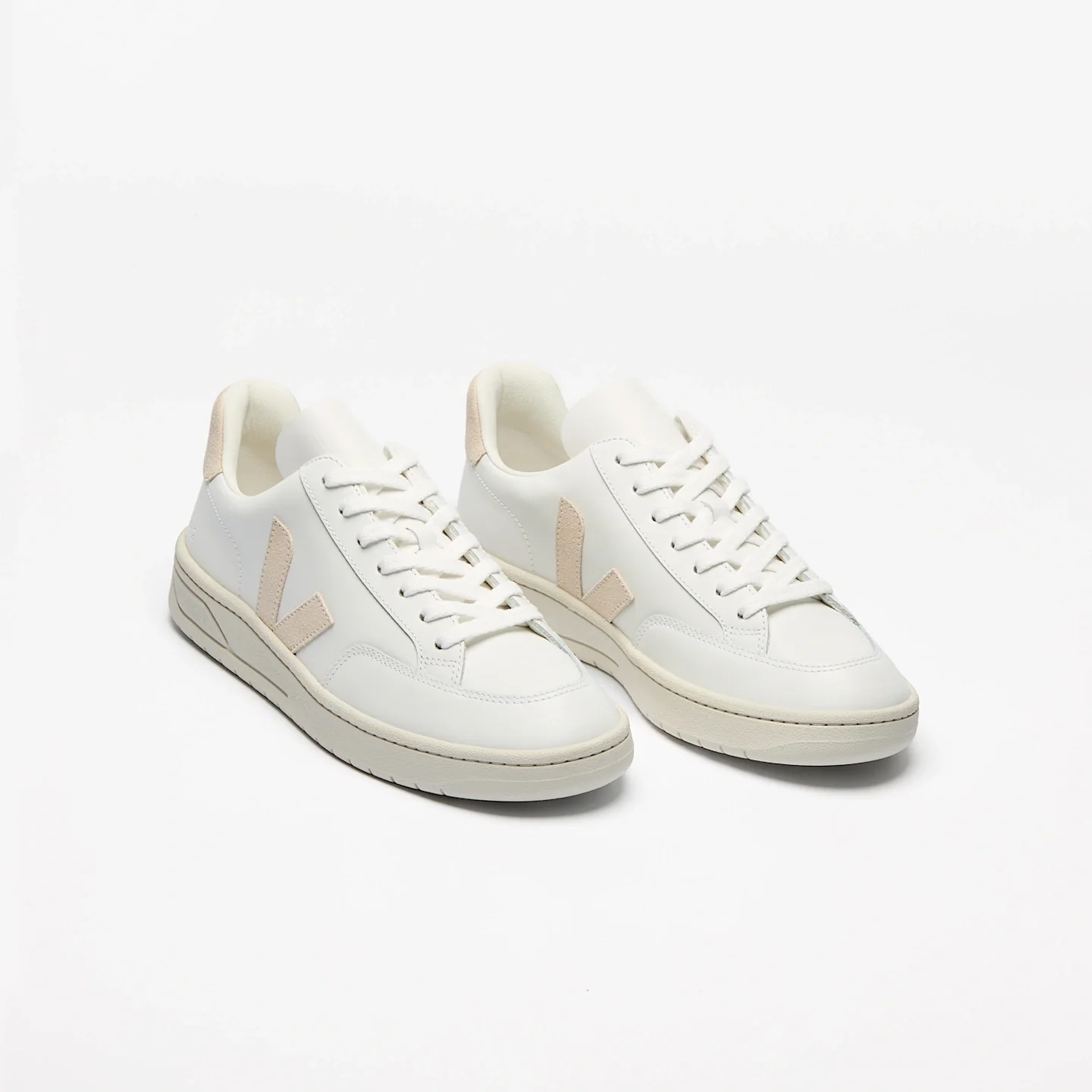 Zapatillas Veja De Mujer V-12 Leather White Sable - Image 2