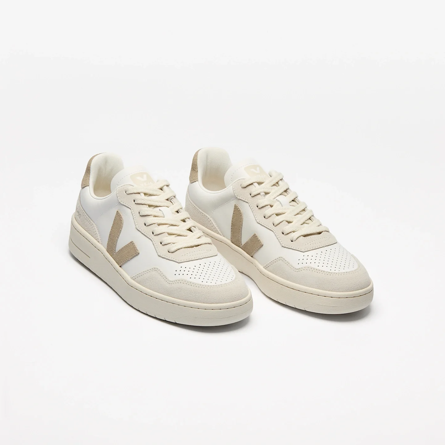 Zapatillas Veja De Mujer V-90 Leather White Taupe - Image 2