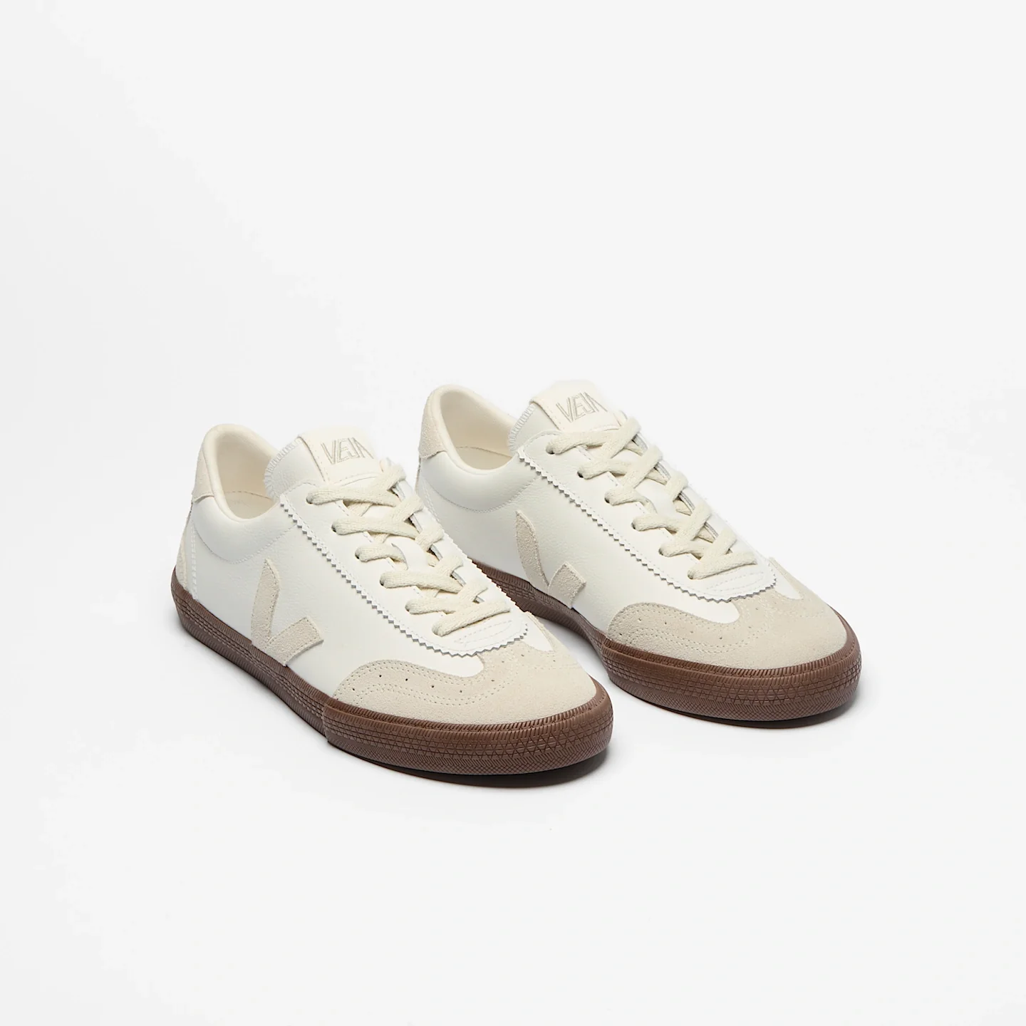 Zapatillas Veja De Mujer Volley Leather White Natural Bark - Image 4